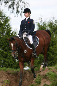PAMIRA LK v. Pamir ox - Pascha - erfolgreichstes 8-jähriges MV-Spring- und Vielseitigkeitspony. Foto: Wego